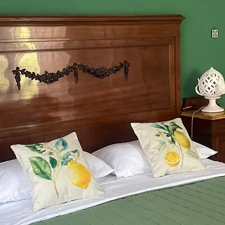 Residenza Del Vescovo 1 * פלרמו